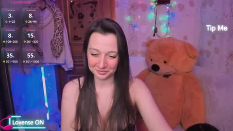 Lilly  online show from February 11, 2025, 5:50 pm