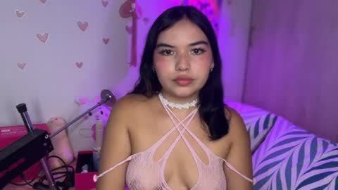 Snapshot of lilly_kinky chatting on April 25, 2026, 4:37 am Lilly online show from April 25, 2026, 4:37 am