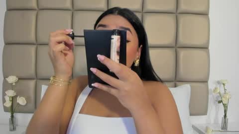 Lilly  online show from June 5, 2026, 4:41 am