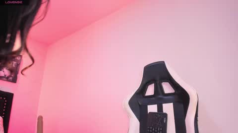 Lilly online show from October 16, 2025, 1:12 pm