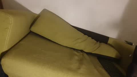 Snapshot of lillysissi chatting on January 10, 2025, 2:57 am Lilli Sissy SlutCat online show from January 10, 2025, 2:57 am