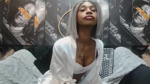 lilmissbaddiexxx online show from June 27, 2026, 7:41 pm