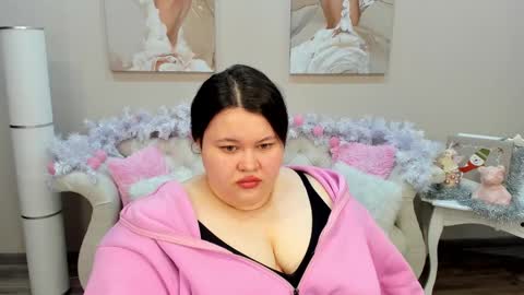 LiloLewins online show from January 9, 2025, 6:48 am