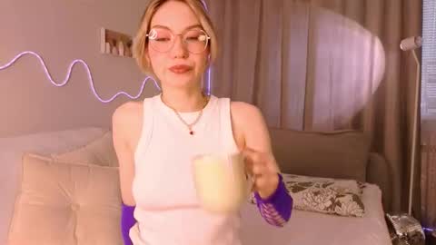 Lilo online show from October 15, 2025, 2:33 am