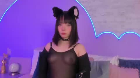 Lilou online show from September 27, 2025, 2:22 pm