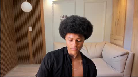 Snapshot of lilr_ chatting on December 13, 2024, 2:16 pm lilr_ online show from December 13, 2024, 2:16 pm