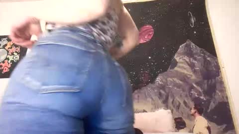 Luna online show from March 8, 2026, 12:41 am