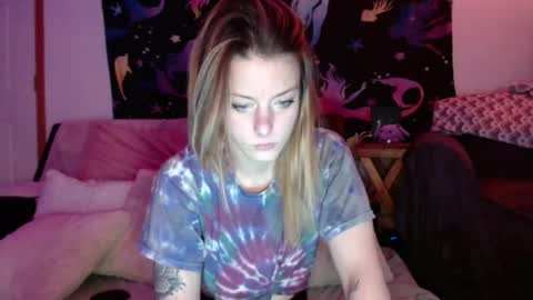 Snapshot of lilsirenluna chatting on July 26, 2026, 3:04 am Luna online show from July 26, 2026, 3:04 am