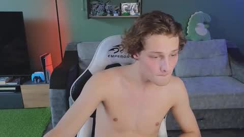 lilteddyboy online show from October 10, 2025, 11:53 am