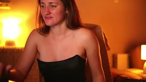 Snapshot of liltightbabe chatting on June 15, 2026, 6:10 pm liltightbabe online show from June 15, 2026, 6:10 pm