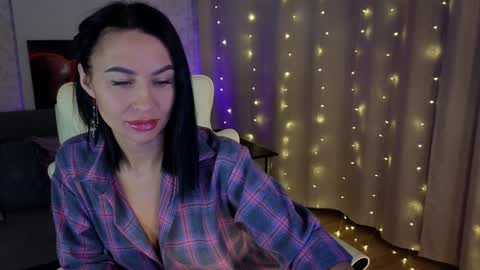 Lilu online show from February 5, 2025, 3:02 am