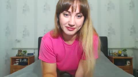 lilu_cute25 online show from November 18, 2025, 10:25 pm
