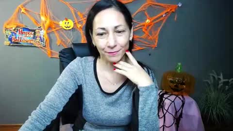 lilugrants online show from October 23, 2025, 7:23 pm