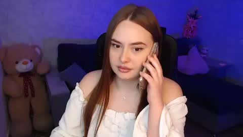 lily_baker_ online show from April 1, 2026, 2:25 pm