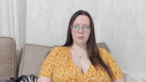 Lily Chays online show from January 6, 2026, 11:07 pm