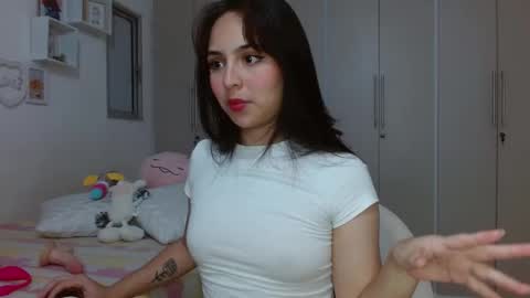 Snapshot of lily_crushx chatting on January 8, 2025, 7:34 am Lirio         online show from January 8, 2025, 7:34 am
