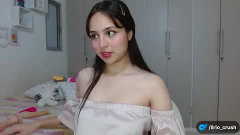 Snapshot of lily_crushx chatting on January 12, 2025, 8:36 am Lirio         online show from January 12, 2025, 8:36 am