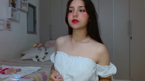Snapshot of lily_crushx chatting on November 2, 2025, 7:44 am Lirio         online show from November 2, 2025, 7:44 am