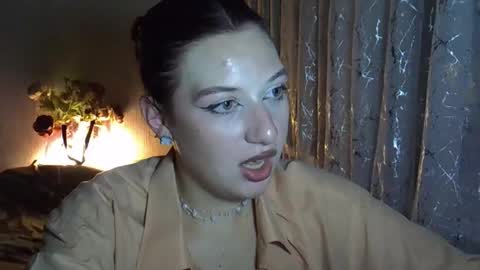 lily_ember online show from October 10, 2025, 10:42 pm