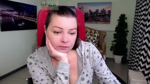 Snapshot of lily_flower7_ chatting on April 23, 2026, 5:08 am Lily online show from April 23, 2026, 5:08 am