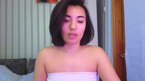 Snapshot of lily_foster_ chatting on October 18, 2025, 7:20 am Lily online show from October 18, 2025, 7:20 am