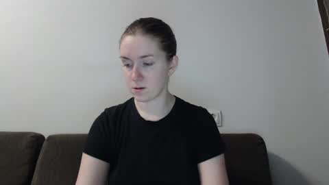 lily_love_x online show from February 2, 2025, 11:21 pm