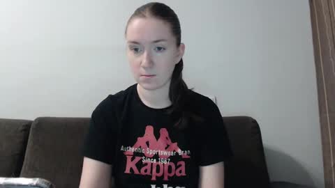 lily_love_x online show from February 11, 2025, 2:46 am