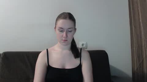 lily_love_x online show from February 28, 2025, 2:09 am