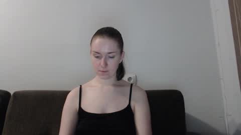 lily_love_x online show from October 21, 2025, 12:44 am