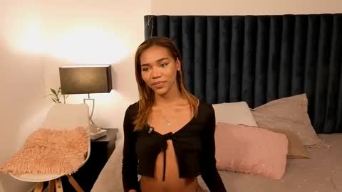 Lily Miiller online show from September 21, 2025, 8:54 pm