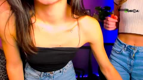 Lily online show from April 15, 2026, 6:26 pm