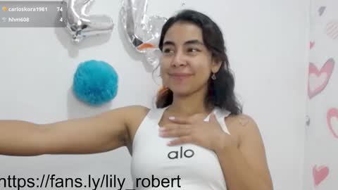 Lily Roberts online show from September 15, 2025, 3:39 am