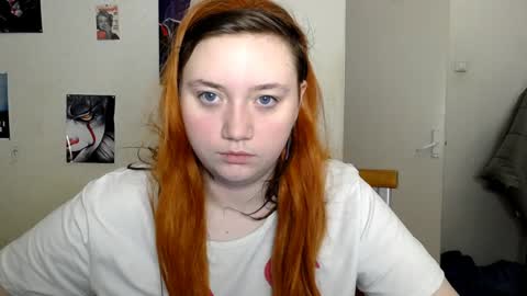 Snapshot of lily_shamy chatting on January 10, 2025, 8:04 pm Alice online show from January 10, 2025, 8:04 pm