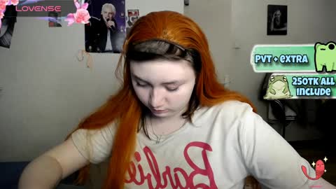 Snapshot of lily_shamy chatting on February 3, 2025, 2:45 pm Alice online show from February 3, 2025, 2:45 pm