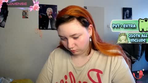 Snapshot of lily_shamy chatting on February 7, 2025, 7:29 am Alice online show from February 7, 2025, 7:29 am