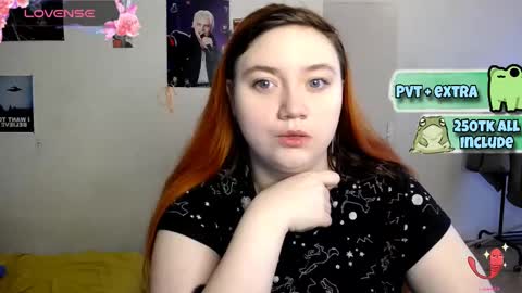 Snapshot of lily_shamy chatting on February 14, 2025, 1:40 pm Alice online show from February 14, 2025, 1:40 pm