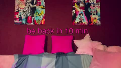 Lily online show from October 4, 2025, 11:08 am