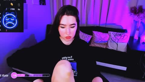 LILY online show from December 18, 2024, 1:56 pm