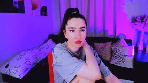 LILY online show from September 28, 2025, 7:25 am