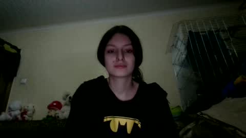 lilycandy_ online show from January 4, 2025, 4:43 pm