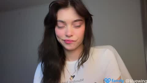 Lily   online show from January 29, 2025, 5:35 pm