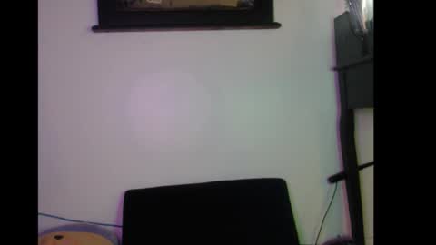 Snapshot of lilyimp chatting on March 12, 2026, 11:22 pm LUka online show from March 12, 2026, 11:22 pm