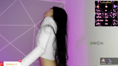 Snapshot of lilylouisee_ chatting on May 13, 2026, 4:37 pm Liliana louise online show from May 13, 2026, 4:37 pm