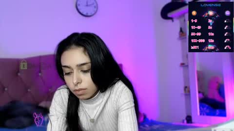 Liliana louise online show from July 30, 2026, 12:20 am