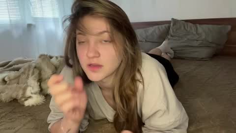 Snapshot of lilynight chatting on May 26, 2026, 3:08 pm Kem online show from May 26, 2026, 3:08 pm