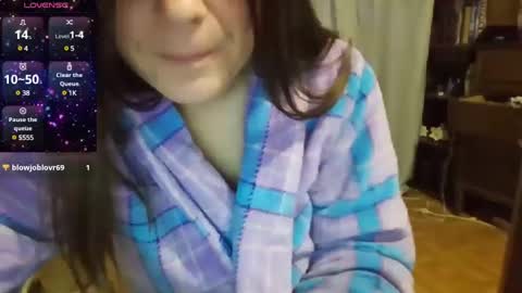 Snapshot of lilypad1981 chatting on January 1, 2025, 8:58 pm lilypad1981 online show from January 1, 2025, 8:58 pm