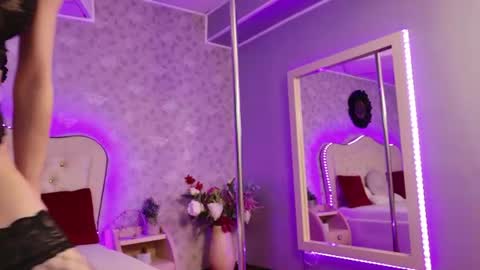 Snapshot of lilyrose_ chatting on July 13, 2026, 3:20 am online show from July 13, 2026, 3:20 am