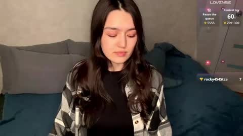 Snapshot of lilysollar chatting on April 6, 2026, 4:52 pm Lily online show from April 6, 2026, 4:52 pm