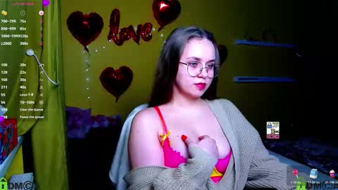 Snapshot of lilysweet13 chatting on February 1, 2026, 6:39 pm Lily online show from February 1, 2026, 6:39 pm