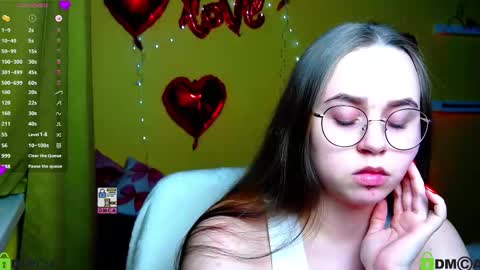 Snapshot of lilysweet13 chatting on February 8, 2026, 12:36 am Lily online show from February 8, 2026, 12:36 am